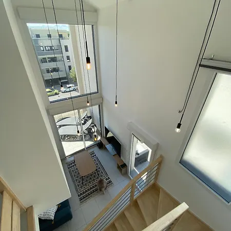 360 Skyview - Rooftop - Parking - Lumineux - Wifi Apartment *